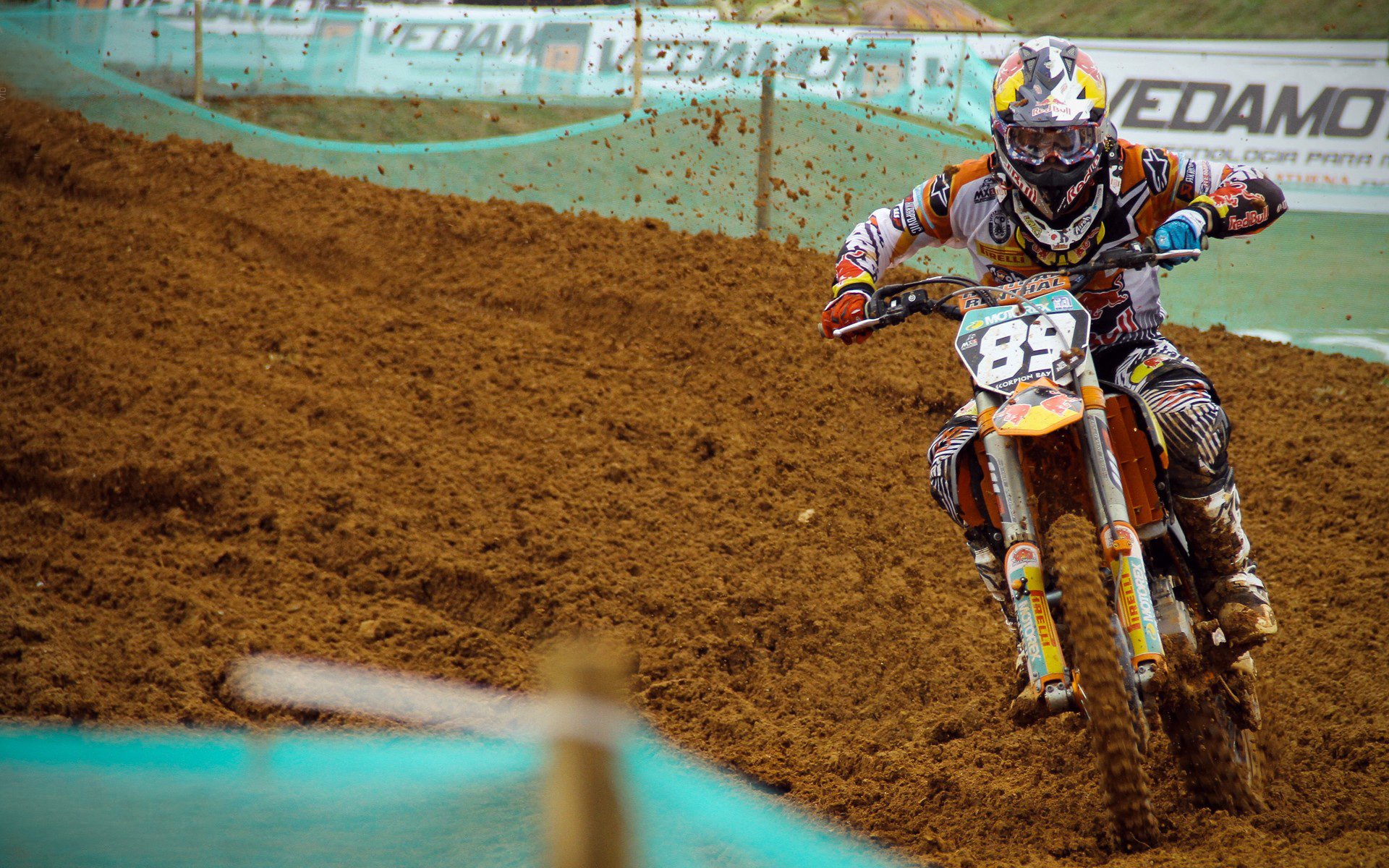 新王登基！23岁天才打破尘封15年世界纪录，缔造田径新传奇