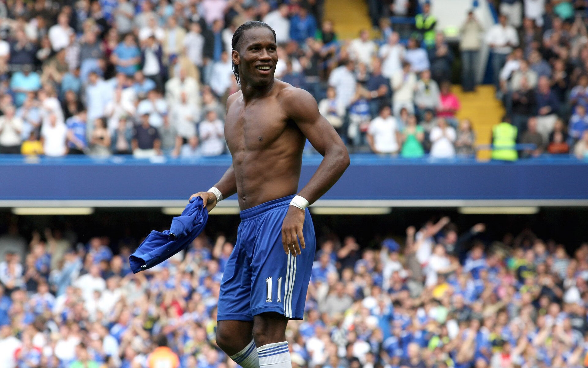 纳达尔法网强势回归,三盘横扫对手晋级次轮